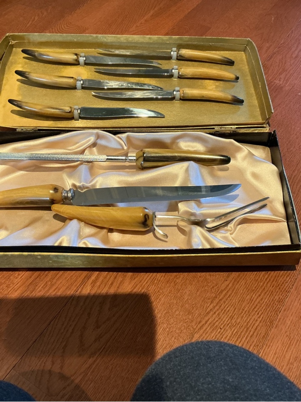 Vintage Shefield Carving Set with Bakelite Handles